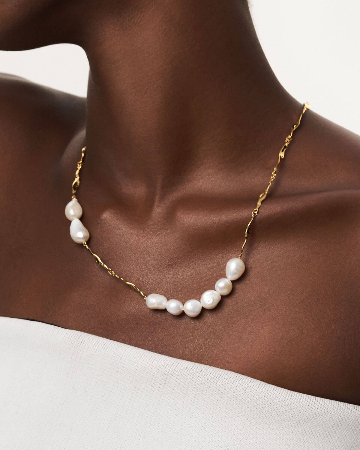 Baroque Pearls: A New Era of Necklace Elegance