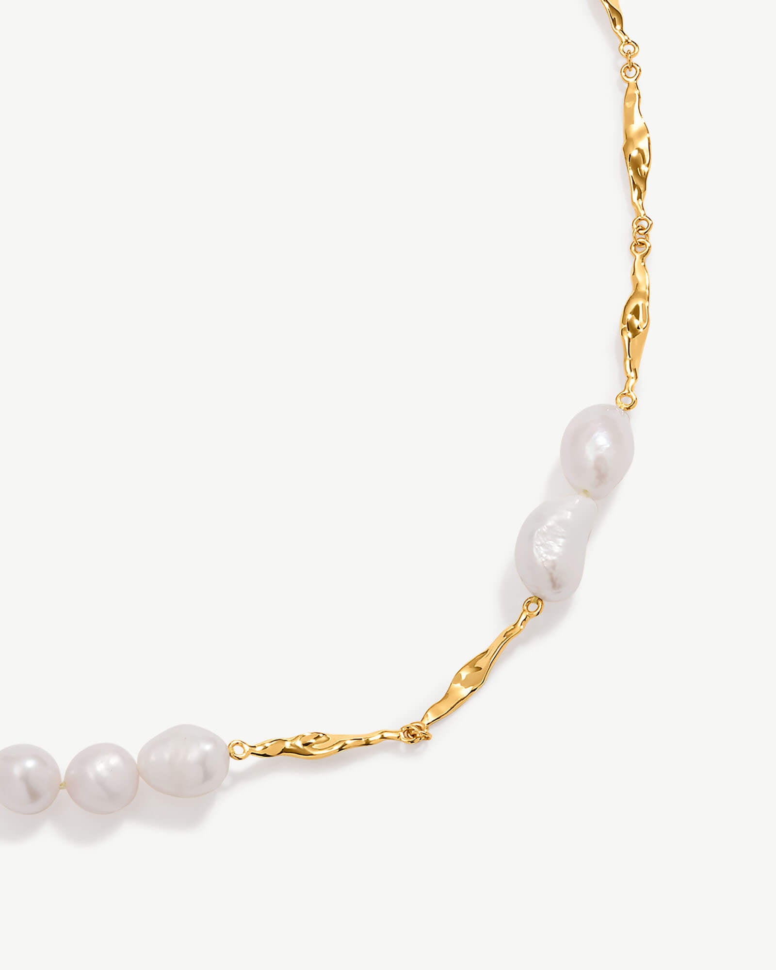 Baroque Pearl Necklaces for Every Occasion